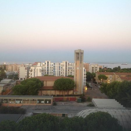 B&B Al Campanile Taranto Bagian luar foto